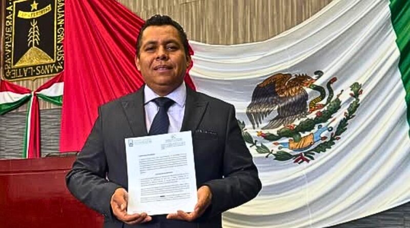 La iniciativa del diputado Sergio Omar Livera propone que los ediles electos puedan rendir protesta en cualquier momento de diciembre, mejorando la logística de entrega-recepción.