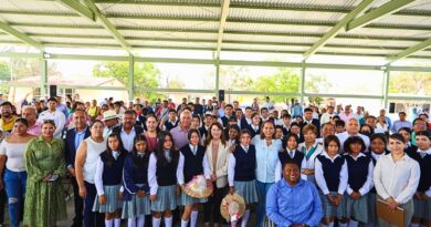 Nueva techumbre y cancha en telesecundaria fortalecen educación y seguridad en comunidad con rezago social, beneficiando a estudiantes y docentes